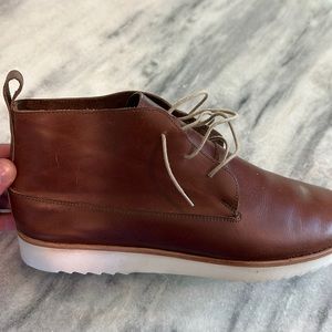 Men’s chukka boots